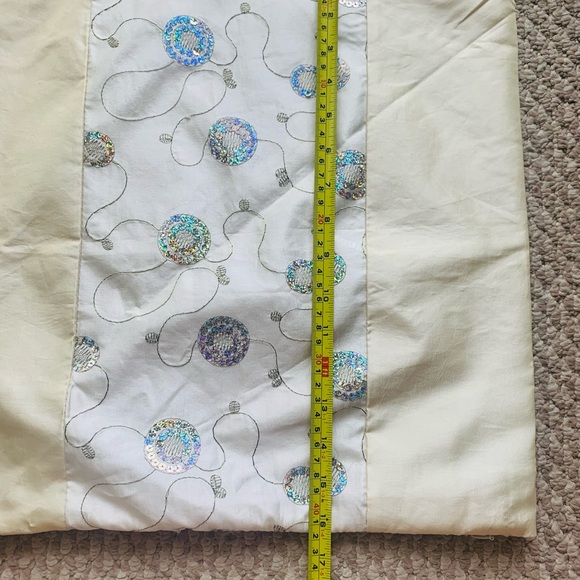 NWOT 2 Pink and 1 White Square Pillow Case 16”x 16.5” Covers Bundle - Picture 6 of 9